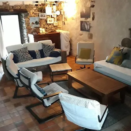 Holiday home Ty Faroma *
